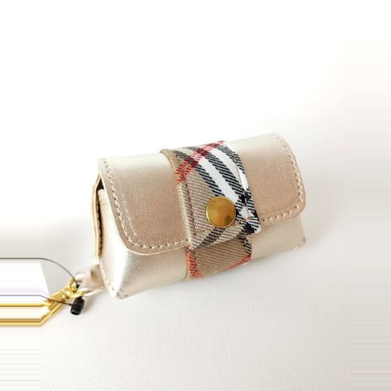 Bolso bandolera beige con ribete de cuadros